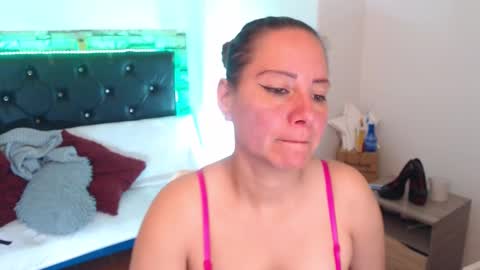 camila online show from September 10, 2025, 5:35 pm