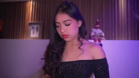 Camila online show from January 5, 2026, 6:44 pm