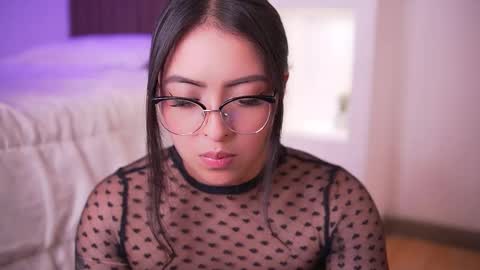 Camila online show from March 26, 2026, 4:18 am