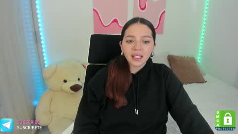 Snapshot of camila_ec2 chatting on January 10, 2025, 9:42 pm C A M I online show from January 10, 2025, 9:42 pm