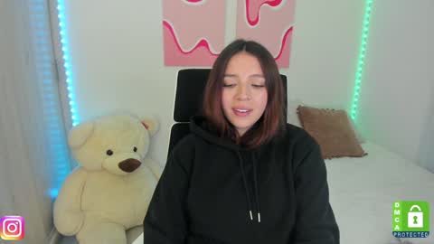 Snapshot of camila_ec2 chatting on January 11, 2025, 12:44 am C A M I online show from January 11, 2025, 12:44 am