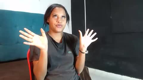 camila_girlsexy online show from May 16, 2026, 12:59 pm