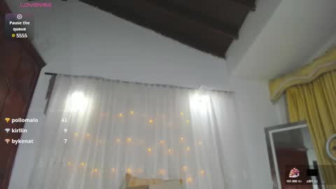 Cami vazques online show from February 3, 2025, 11:58 pm