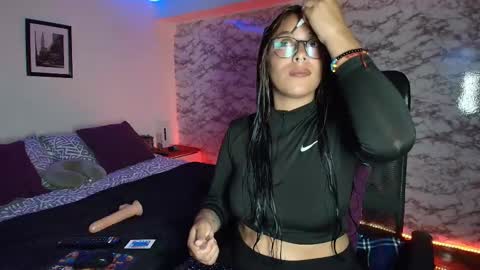 Snapshot of camila_iroose chatting on February 2, 2026, 1:15 am Camila Roose online show from February 2, 2026, 1:15 am