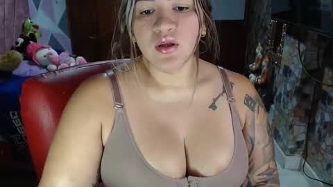 Snapshot of camila_rosess chatting on November 24, 2025, 11:32 am valentinaEpic way Ive been fucked 1515 online show from November 24, 2025, 11:32 am