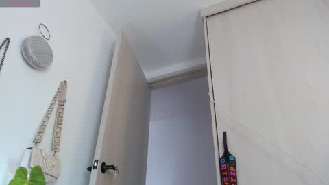 camila_torresss online show from November 4, 2025, 7:35 pm