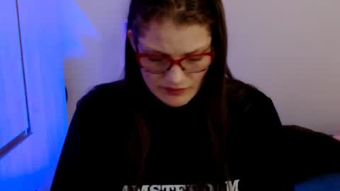 Snapshot of camila_ventura chatting on February 12, 2026, 9:32 pm Camila ventura online show from February 12, 2026, 9:32 pm