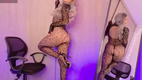 Snapshot of camilaandrade_ chatting on January 19, 2026, 4:22 pm Cami online show from January 19, 2026, 4:22 pm