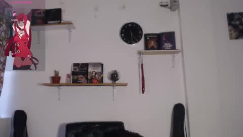 kira online show from April 19, 2026, 7:05 pm