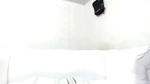 cami online show from February 6, 2025, 8:07 am