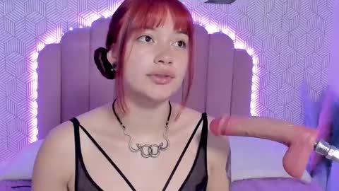 Snapshot of camilarivers chatting on March 6, 2025, 12:30 pm Camila online show from March 6, 2025, 12:30 pm