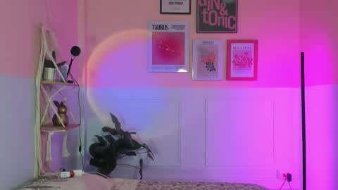 Snapshot of camilarivers chatting on October 29, 2025, 11:56 am Camila online show from October 29, 2025, 11:56 am