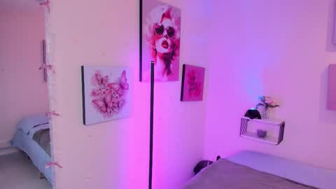 Snapshot of camilarivers chatting on February 20, 2026, 6:19 am Camila online show from February 20, 2026, 6:19 am