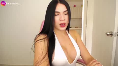 X IGcamiryan01 online show from April 18, 2026, 8:42 pm