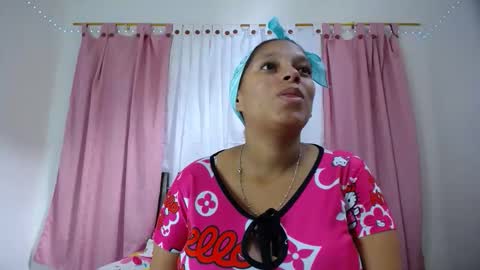 camilasex0 online show from November 30, 2025, 6:01 pm