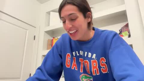 Snapshot of camiliakxoxo chatting on February 24, 2025, 3:55 am camiliakxoxo online show from February 24, 2025, 3:55 am