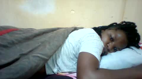 Snapshot of camillah_sweet chatting on June 22, 2026, 4:42 am camillah_sweet online show from June 22, 2026, 4:42 am