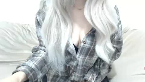 Snapshot of camillebunny chatting on February 10, 2026, 2:59 am CamilleBunny online show from February 10, 2026, 2:59 am