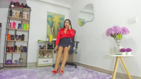 camillevega_01 online show from January 10, 2026, 7:48 pm