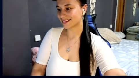 Snapshot of camilo0702 chatting on July 13, 2026, 9:17 pm Camila and Camilo online show from July 13, 2026, 9:17 pm