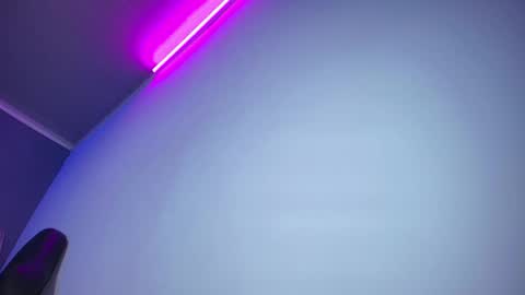 Snapshot of camiloalvarezzz3 chatting on February 6, 2026, 12:19 pm CAMILO online show from February 6, 2026, 12:19 pm