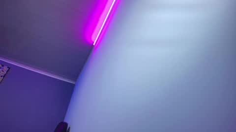 Snapshot of camiloalvarezzz3 chatting on February 7, 2026, 1:04 pm CAMILO online show from February 7, 2026, 1:04 pm