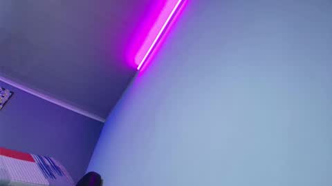 Snapshot of camiloalvarezzz3 chatting on February 17, 2026, 1:07 pm CAMILO online show from February 17, 2026, 1:07 pm