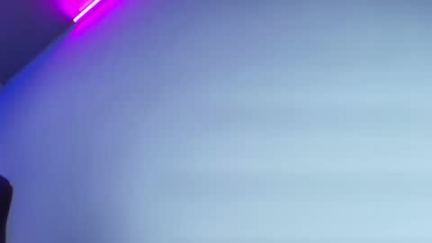 Snapshot of camiloalvarezzz3 chatting on February 24, 2026, 12:47 pm CAMILO online show from February 24, 2026, 12:47 pm