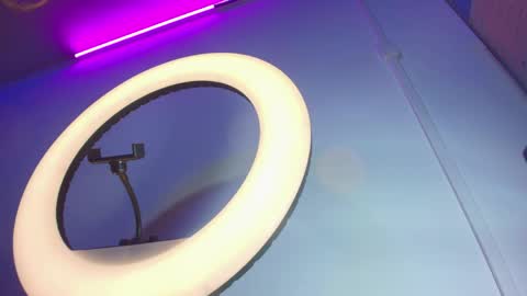 Snapshot of camiloalvarezzz3 chatting on May 2, 2026, 3:44 am CAMILO online show from May 2, 2026, 3:44 am