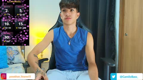 Snapshot of camilobass_ chatting on April 2, 2026, 10:18 pm Camilo Bass online show from April 2, 2026, 10:18 pm