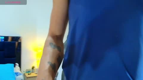 Snapshot of camilobass_ chatting on May 14, 2026, 2:18 am Camilo Bass online show from May 14, 2026, 2:18 am