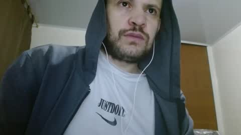 Snapshot of camiloking17 chatting on February 8, 2025, 7:15 am camilo online show from February 8, 2025, 7:15 am