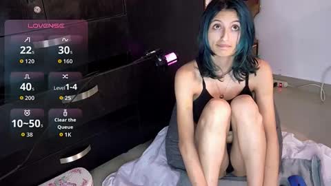 Cami  online show from November 10, 2025, 3:27 am