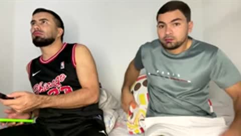 camilor_30 online show from November 28, 2025, 9:23 am