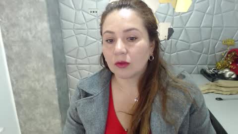 camixxx_m online show from September 12, 2025, 12:27 pm