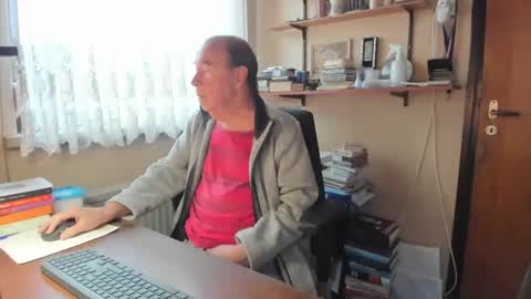 Snapshot of cammee chatting on January 22, 2025, 7:57 am Cammee online show from January 22, 2025, 7:57 am