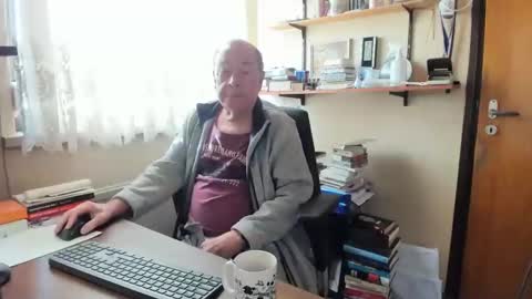 Snapshot of cammee chatting on February 25, 2025, 9:09 am Cammee online show from February 25, 2025, 9:09 am