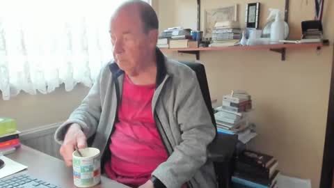 Snapshot of cammee chatting on March 1, 2025, 12:01 pm Cammee online show from March 1, 2025, 12:01 pm