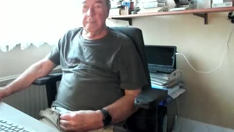 Snapshot of cammee chatting on January 19, 2026, 8:29 am Cammee online show from January 19, 2026, 8:29 am