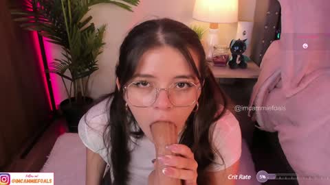   Lets reach 200 thumbs up  online show from February 4, 2025, 5:01 pm