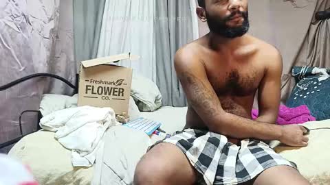 Snapshot of camopiel chatting on February 28, 2026, 8:32 pm camopiel online show from February 28, 2026, 8:32 pm