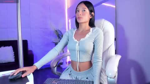 Camy online show from October 3, 2025, 11:51 am