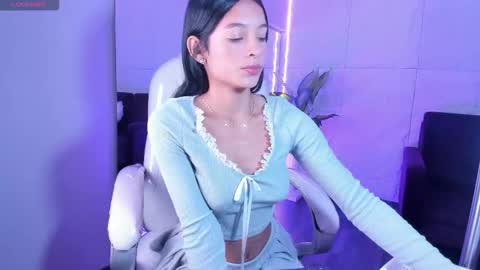 Camy online show from October 14, 2025, 11:44 am