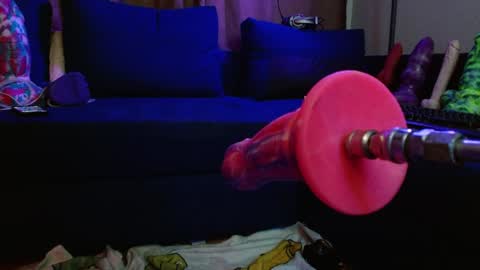 Snapshot of camzlut4u chatting on January 20, 2025, 2:22 am mark the Slut online show from January 20, 2025, 2:22 am