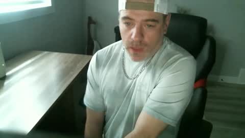 Snapshot of canadianboi6969 chatting on April 26, 2026, 5:10 pm CanadianBacon6969 online show from April 26, 2026, 5:10 pm