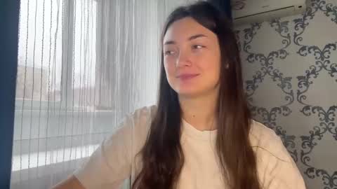 Kate online show from November 27, 2025, 8:16 am