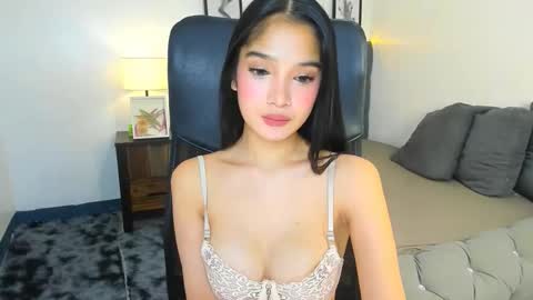 Snapshot of candiceferragamo chatting on February 1, 2026, 4:27 pm candiceferragamo online show from February 1, 2026, 4:27 pm