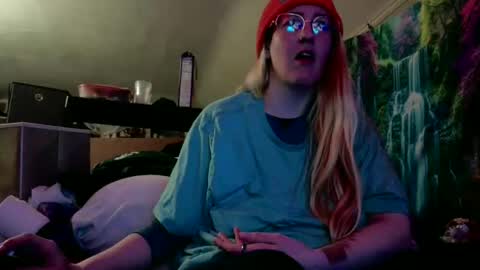 Candi online show from March 19, 2026, 4:27 am