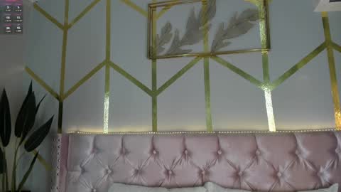 Candy Beck online show from December 5, 2024, 3:17 pm