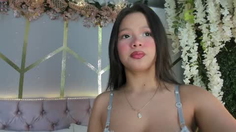 Candy Beck online show from December 9, 2024, 7:39 pm